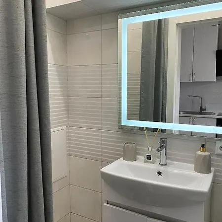 тобілевича 3 * Lviv