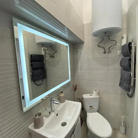 тобілевича 3 *