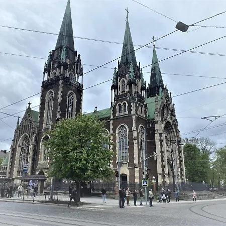 Daire тобілевича 3 *