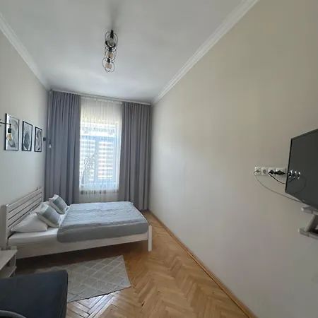 тобілевича 3