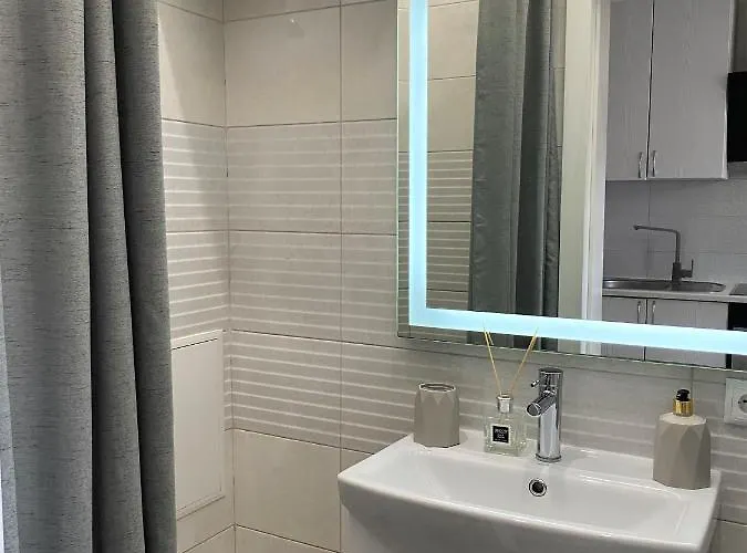 тобілевича 3 * Lviv