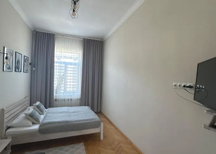 тобілевича 3