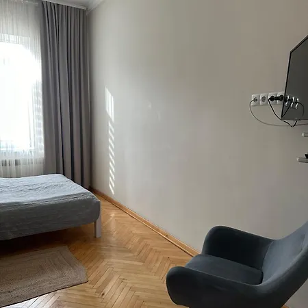 тобілевича 3 Львов